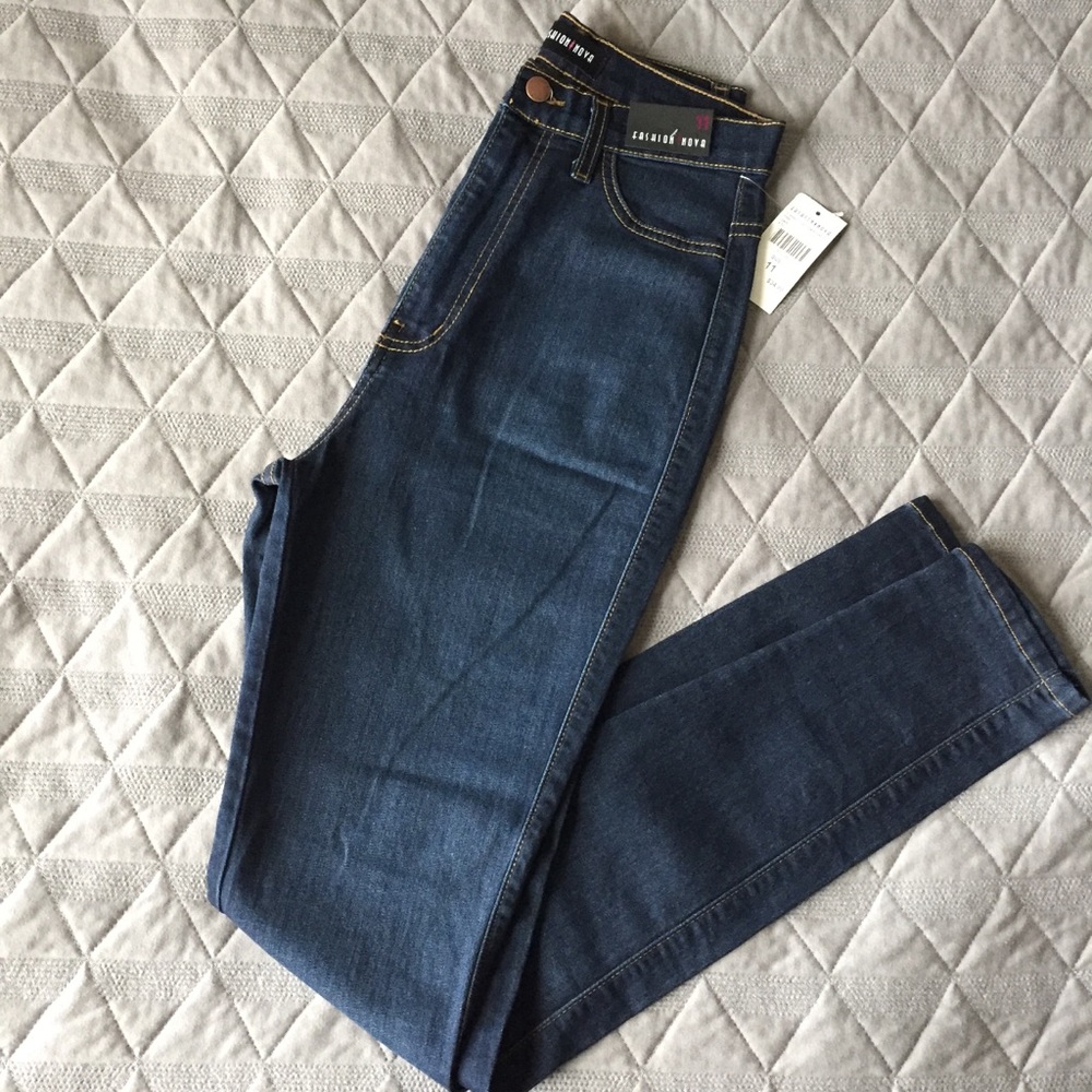 Dark denim high waisted skinny’s